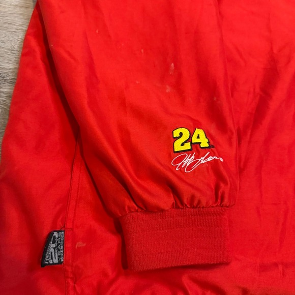 Chase Authentics Jeff Gordon 24 DuPont NASCAR Red Windbreaker Pullover Mens M - Picture 4 of 7